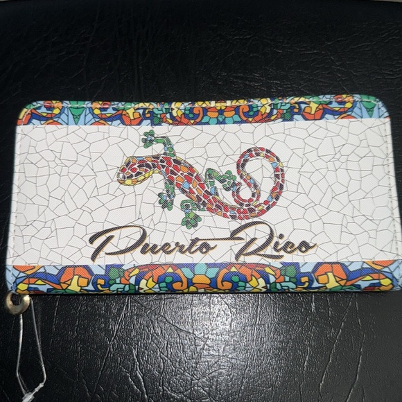Colorful Puerto Rico Lizard Wallet - Picture 12 of 14